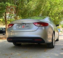 كرايسلر 200